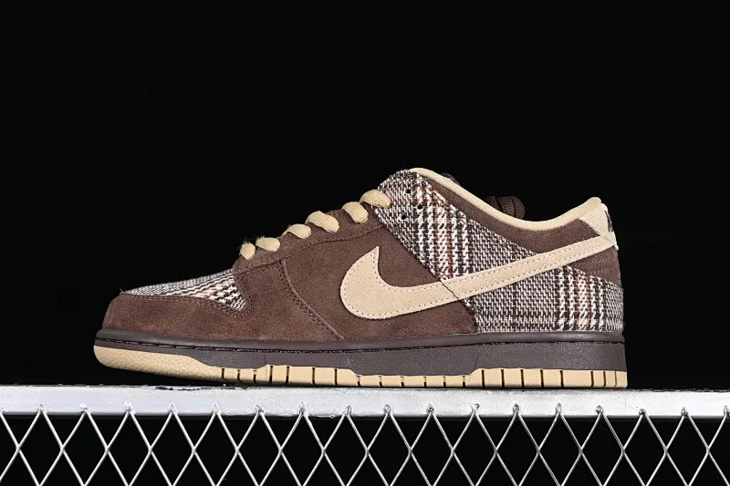 All Categories Nk SB Dunk Series Nk SB Dunk Low Low-top sneakers Pure original Nk SB Dunk Low Brown plaid SB smashed backboard fashion casual sneakers 304292-223
